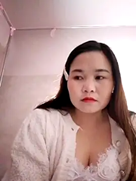 Snapshot of One-two22 chatting on 12/03/25, 12:25 One-two22 online show from 12/03/25, 12:25