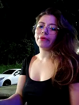 Snapshot of Renata_Honey chatting on 11/29/25, 03:31 Renata Honey online show from 11/29/25, 03:31