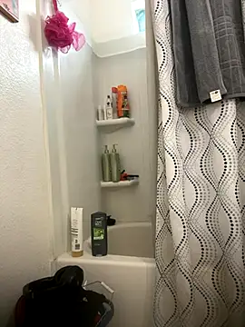 Snapshot of MTheRealrDLlongCrippler chatting on 11/23/25, 03:45 MTheRealrDLlongCrippler online show from 11/23/25, 03:45