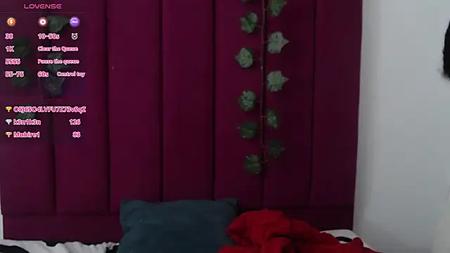 Snapshot of Tinyy_Star chatting on 12/03/25, 05:04 Tinyy Star online show from 12/03/25, 05:04