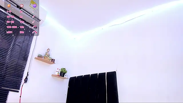 hinnataSmilerr online show from 06/05/26, 05:07