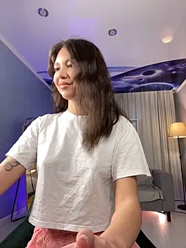 Snapshot of Mia_Sleem chatting on 11/30/25, 08:40 Mia Sleem online show from 11/30/25, 08:40