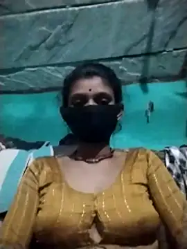 Snapshot of Daily_lust chatting on 12/14/25, 02:11 Daily lust online show from 12/14/25, 02:11