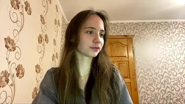 Snapshot of ChandaApplin chatting on 12/01/25, 05:07 ChandaApplin online show from 12/01/25, 05:07