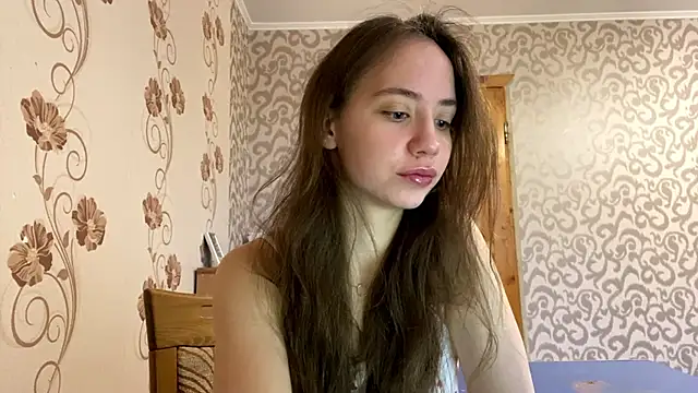 Snapshot of ChandaApplin chatting on 12/03/25, 07:16 ChandaApplin online show from 12/03/25, 07:16