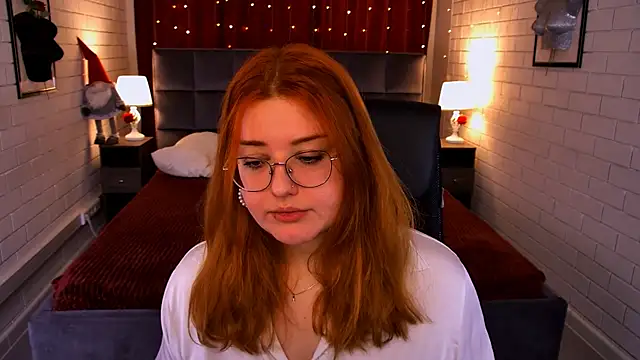 Snapshot of StaceyJensen chatting on 02/07/26, 09:24 StaceyJensen online show from 02/07/26, 09:24