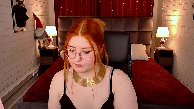 Snapshot of StaceyJensen chatting on 03/03/26, 01:39 StaceyJensen online show from 03/03/26, 01:39