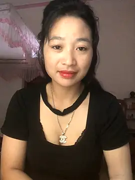 Snapshot of Lponeo029 chatting on 12/04/25, 01:15 Lponeo029 online show from 12/04/25, 01:15