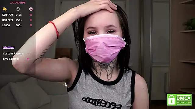 Snapshot of CaroleMyers chatting on 12/03/25, 08:29 CaroleMyers online show from 12/03/25, 08:29