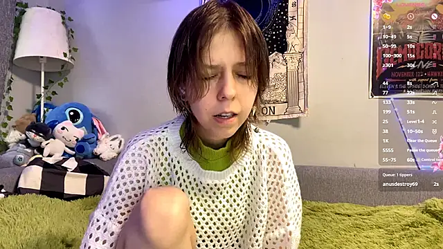 FairyLuna online show from 12/17/25, 09:15