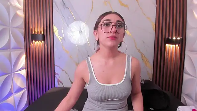 Snapshot of Venus_Bms_ chatting on 12/14/25, 11:15 Venus Bms online show from 12/14/25, 11:15