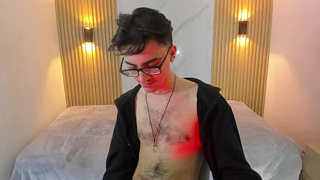 Snapshot of Im_Dayros chatting on 11/26/25, 07:48 Im Dayros online show from 11/26/25, 07:48