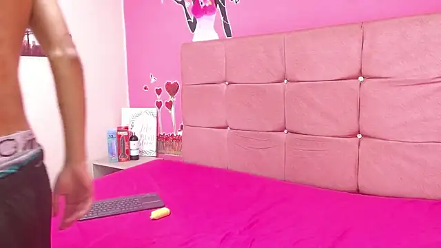 maverickhotson303av online show from 12/04/25, 04:55