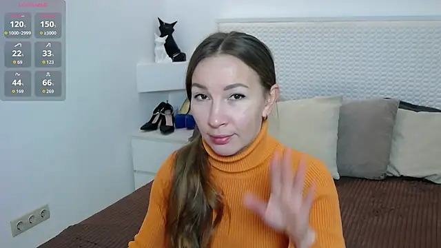 Brandy Gem online show from 12/03/25, 07:49