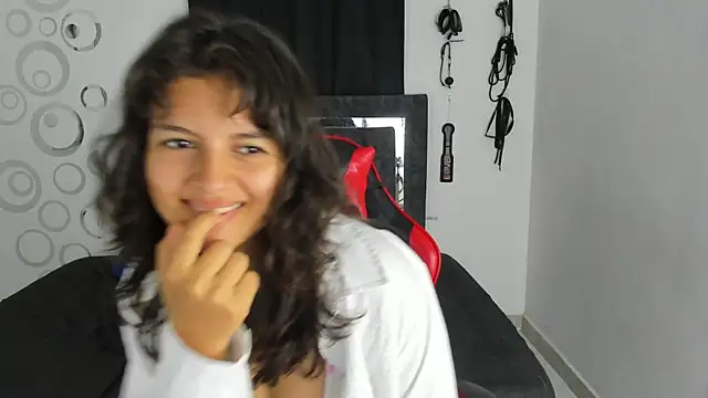 Snapshot of Mia_and_Kenai chatting on 11/25/25, 12:27 Mia and Kenai online show from 11/25/25, 12:27