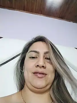 Snapshot of Ariana_Blaze1 chatting on 12/16/25, 06:57 Ariana Blaze1 online show from 12/16/25, 06:57