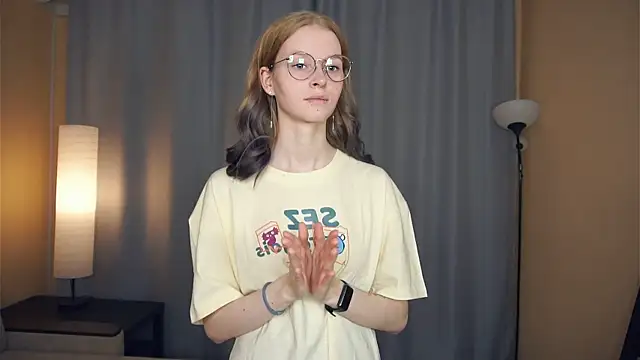 ToyaPletz online show from 11/28/25, 05:26