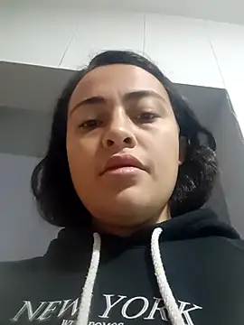 Snapshot of Susan_Owens chatting on 12/15/25, 09:24 Susan Owens online show from 12/15/25, 09:24