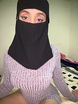 Snapshot of arabayla chatting on 12/03/25, 02:41 arabayla online show from 12/03/25, 02:41