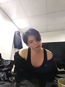 Snapshot of twtung_tung chatting on 11/26/25, 07:48 twtung tung online show from 11/26/25, 07:48