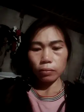 Snapshot of meganmeo chatting on 11/23/25, 10:09 meganmeo online show from 11/23/25, 10:09