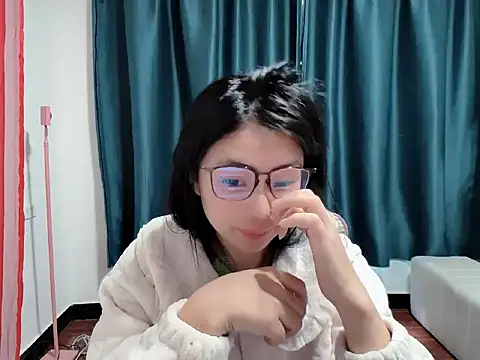 Snapshot of Mimiya-833 chatting on 12/01/25, 06:18 Mimiya-833 online show from 12/01/25, 06:18