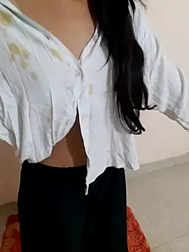 Snapshot of Alpee_kumri chatting on 11/28/25, 05:04 Alpee kumri online show from 11/28/25, 05:04