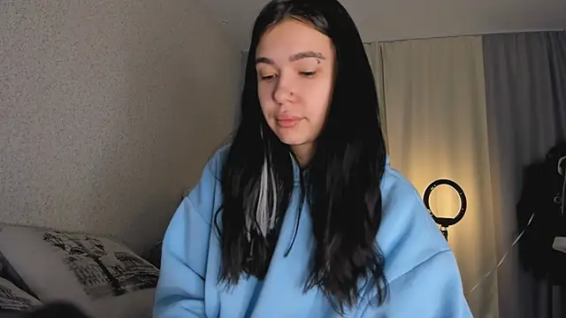 SakuraVibe online show from 12/05/25, 02:53