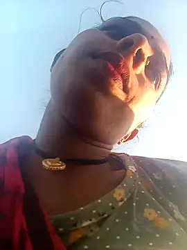 Snapshot of Babita_Gori chatting on 12/17/25, 11:05 Babita Gori online show from 12/17/25, 11:05