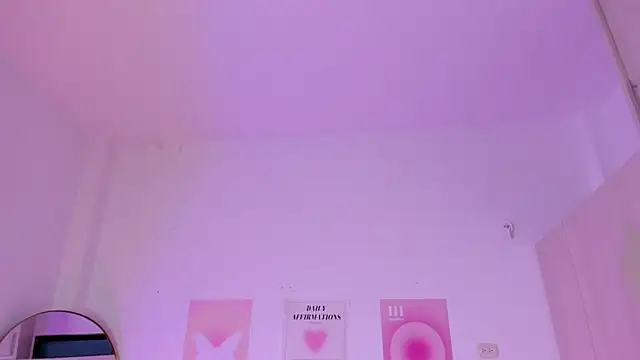 Snapshot of KAHTY_JONES_ chatting on 12/20/25, 03:35 KAHTY JONES online show from 12/20/25, 03:35