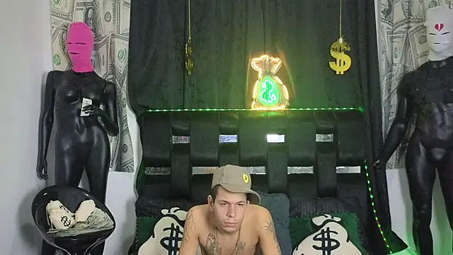 Snapshot of Princess_Room chatting on 12/05/25, 07:17 Princess Room online show from 12/05/25, 07:17