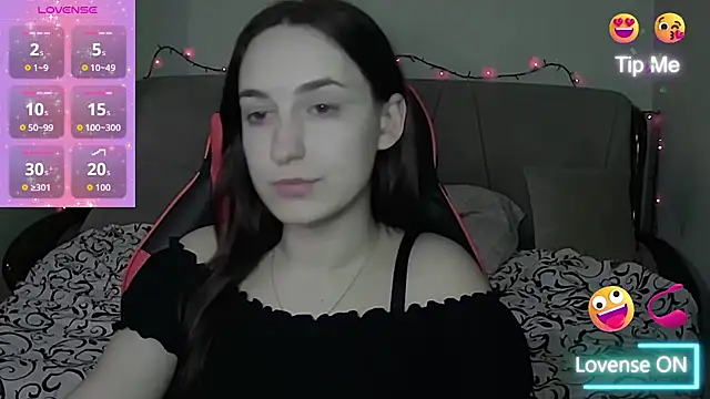 Snapshot of Star_Kate chatting on 12/05/25, 07:10 Star Kate online show from 12/05/25, 07:10