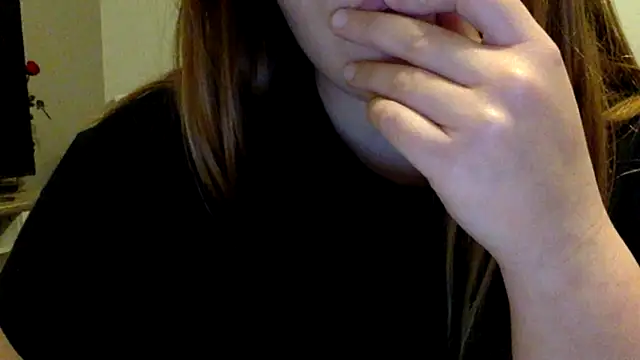 Snapshot of Blue-Coxy chatting on 11/25/25, 06:19 Blue-Coxy online show from 11/25/25, 06:19