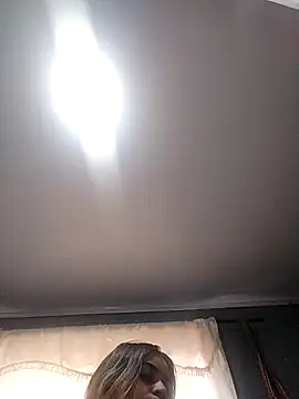 Snapshot of sexy_aurora_ourdoors chatting on 11/25/25, 02:39 sexy aurora ourdoors online show from 11/25/25, 02:39