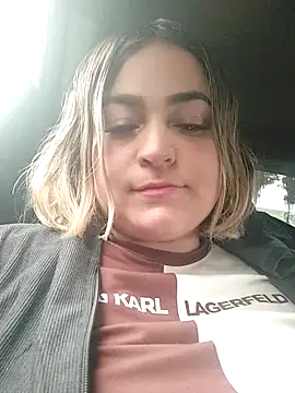 Snapshot of sexy_aurora_ourdoors chatting on 11/28/25, 03:25 sexy aurora ourdoors online show from 11/28/25, 03:25