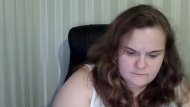 Snapshot of HarmonyKareraa chatting on 11/26/25, 04:19 HarmonyKareraa online show from 11/26/25, 04:19