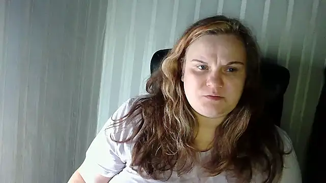 Snapshot of HarmonyKareraa chatting on 12/01/25, 08:47 HarmonyKareraa online show from 12/01/25, 08:47