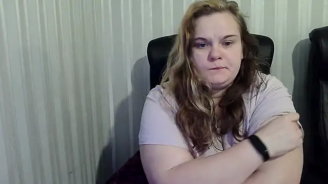 Snapshot of HarmonyKareraa chatting on 12/14/25, 01:38 HarmonyKareraa online show from 12/14/25, 01:38