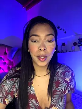 Snapshot of KarolRojas_22 chatting on 12/04/25, 08:17 KarolRojas 22 online show from 12/04/25, 08:17