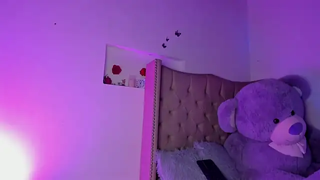 KarolRojas 22 online show from 05/22/26, 02:19