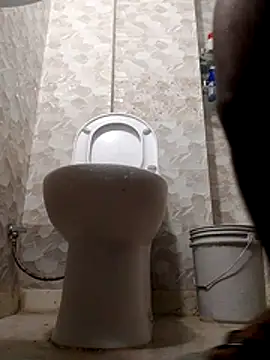 Snapshot of pappu-2 chatting on 11/28/25, 11:35 pappu-2 online show from 11/28/25, 11:35