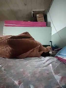 Snapshot of LianLaz chatting on 11/27/25, 05:09 LianLaz online show from 11/27/25, 05:09