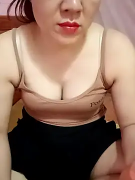 Lily-ross22 online show from 06/07/26, 04:22