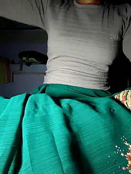 Snapshot of Punam_panjabi chatting on 05/01/26, 10:47 Punam panjabi online show from 05/01/26, 10:47