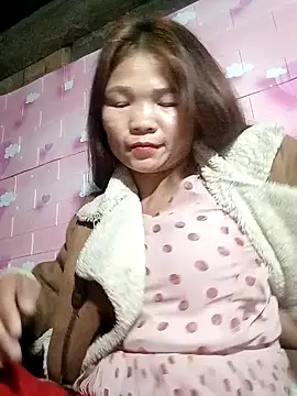 Snapshot of -mayman99 chatting on 12/05/25, 02:14 -mayman99 online show from 12/05/25, 02:14