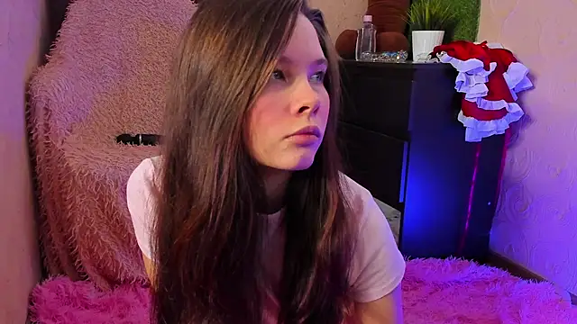 Snapshot of amelialy chatting on 12/02/25, 07:03 amelialy online show from 12/02/25, 07:03