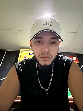 Snapshot of tratosucio chatting on 12/16/25, 05:23 tratosucio online show from 12/16/25, 05:23