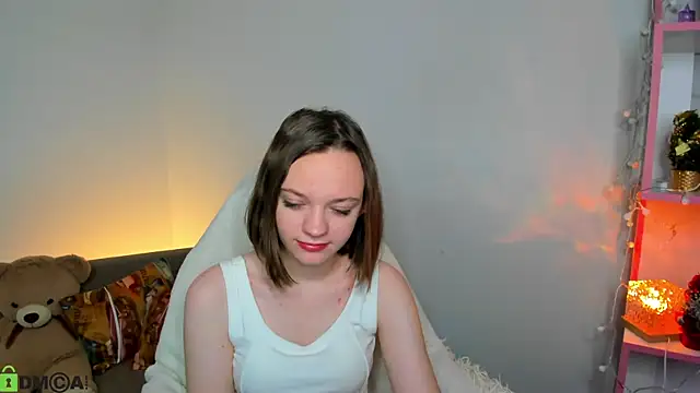 Olivia Riesz online show from 12/21/25, 01:13
