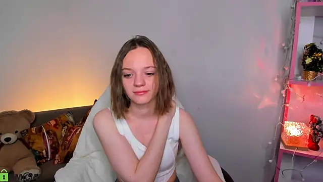 Olivia Riesz online show from 12/22/25, 01:24