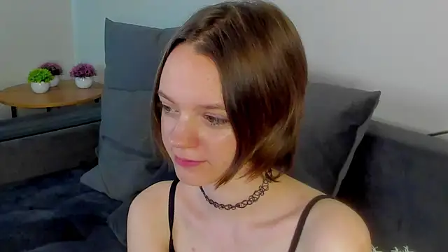 Olivia Riesz online show from 06/14/26, 02:24